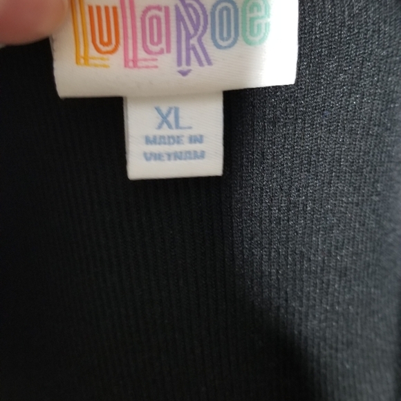 XL LuLaRoe Randy Tee - Picture 2 of 3